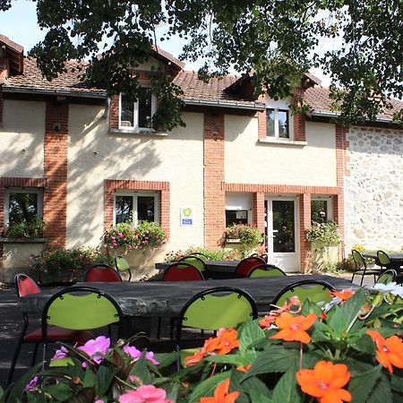 Auberge De La Normandie Junhac Eksteriør bilde